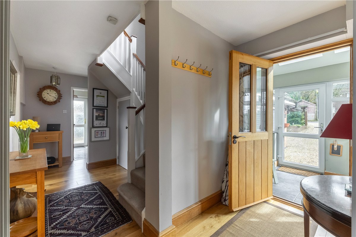 4 bedroom house, Ogbourne St. George, Marlborough SN8 - Available