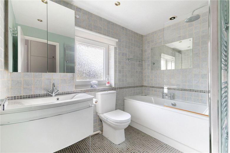 4 bedroom house, Ogbourne St. George, Marlborough SN8 - Available