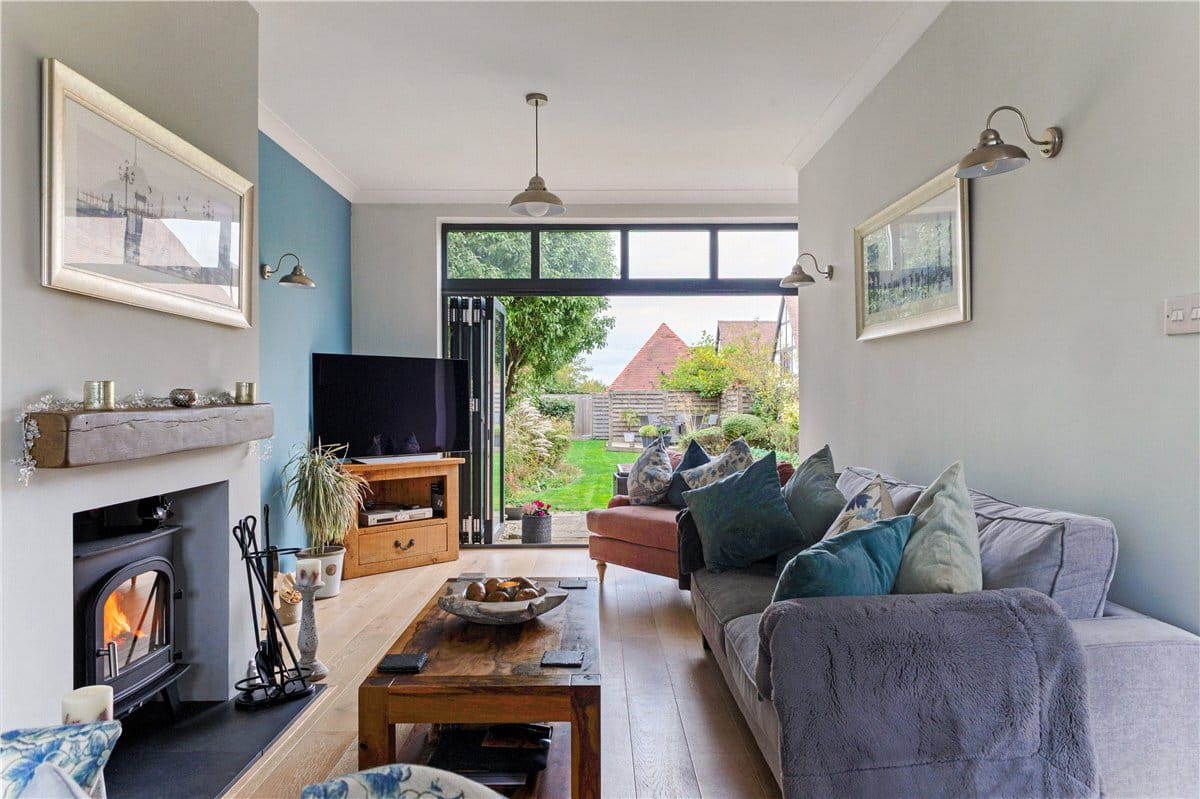 4 bedroom house, Russley Park, Baydon SN8 - Available