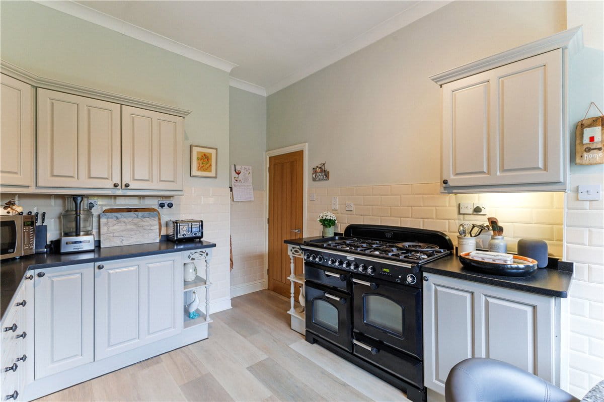 4 bedroom house, Russley Park, Baydon SN8 - Available