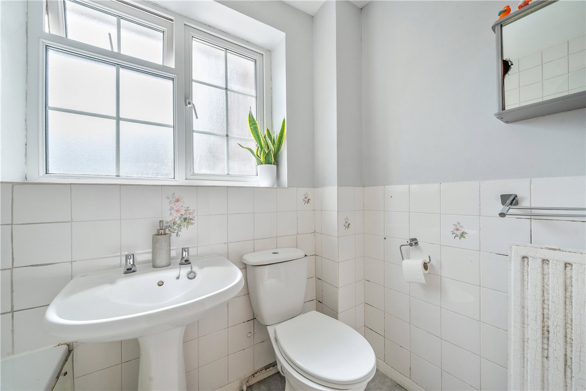 3 bedroom house, Southfield, West Overton SN8 - Available