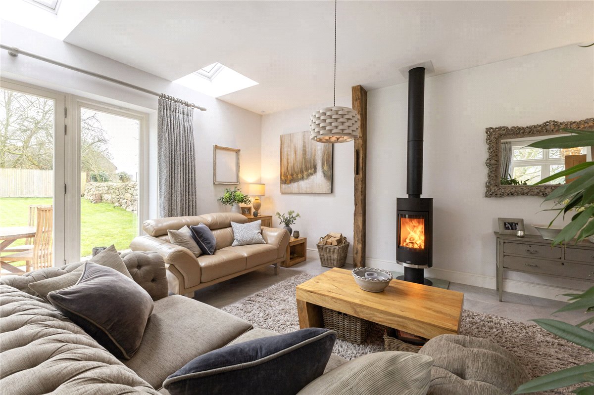 3 bedroom house, Old Dairy Lane, Winterbourne Monkton SN4 - Sold STC