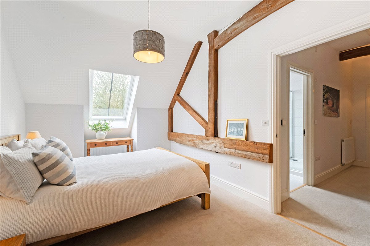 3 bedroom house, Old Dairy Lane, Winterbourne Monkton SN4 - Sold STC