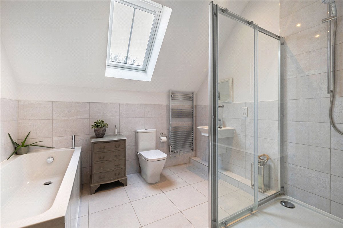 3 bedroom house, Old Dairy Lane, Winterbourne Monkton SN4 - Sold STC