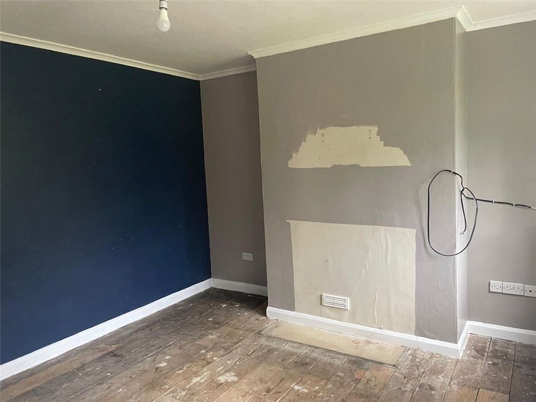 3 bedroom house, Beckhampton Road, Avebury Trusloe SN8 - Available