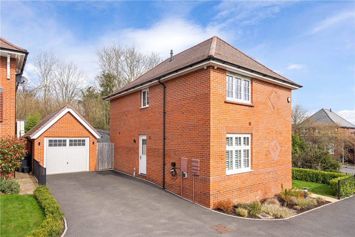 3 bedroom house, Garside Way, Marlborough SN8 - Available