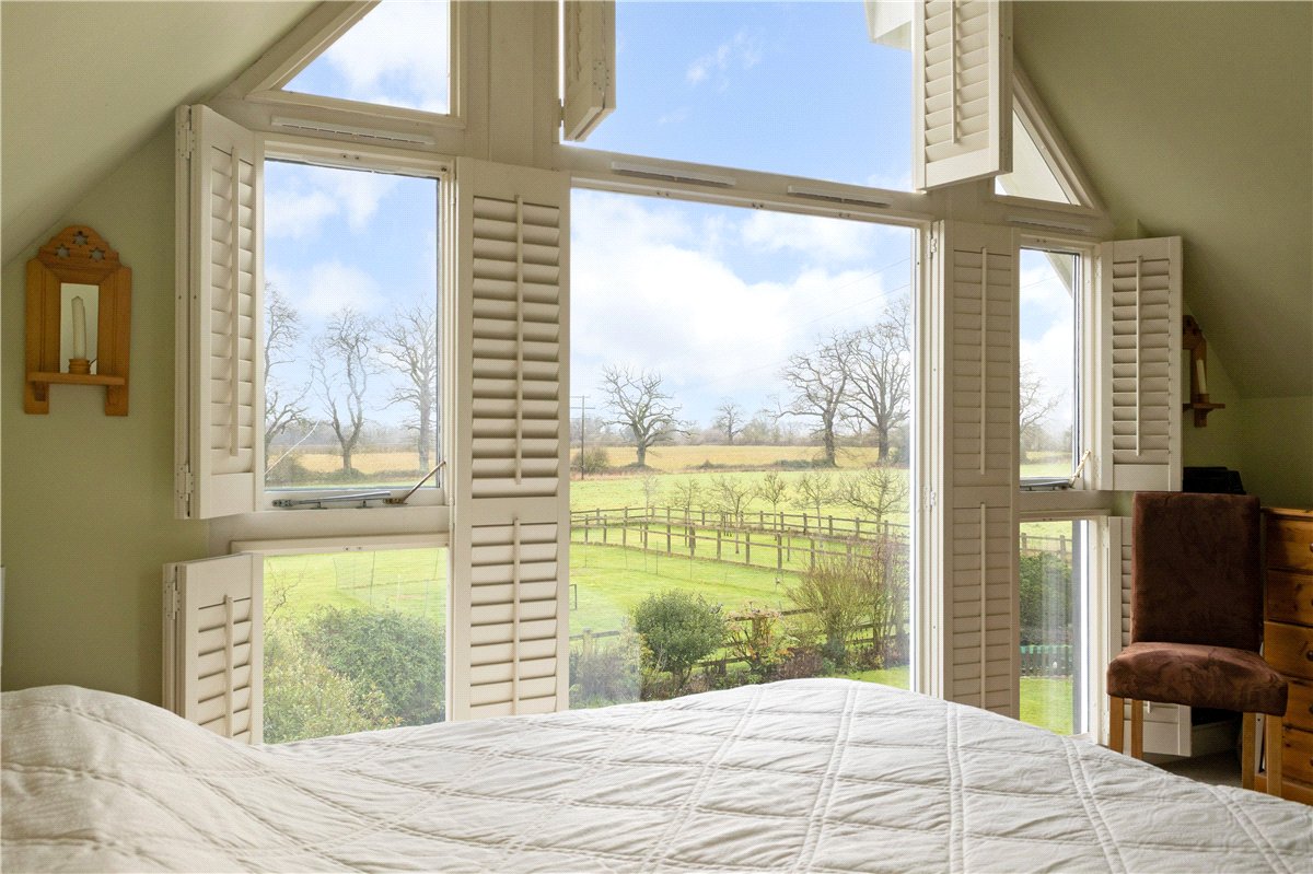 5 bedroom house, Littleworth, Pewsey SN9 - Available