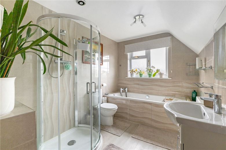 5 bedroom house, Littleworth, Pewsey SN9 - Available