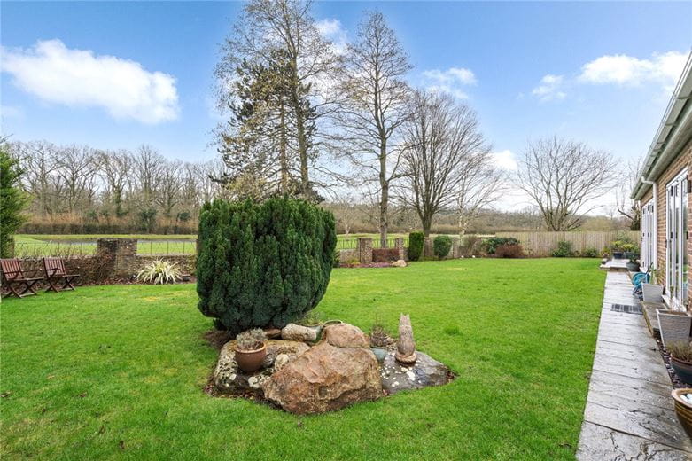 4 bedroom house, Brettingham Gate, Swindon SN3 - Available