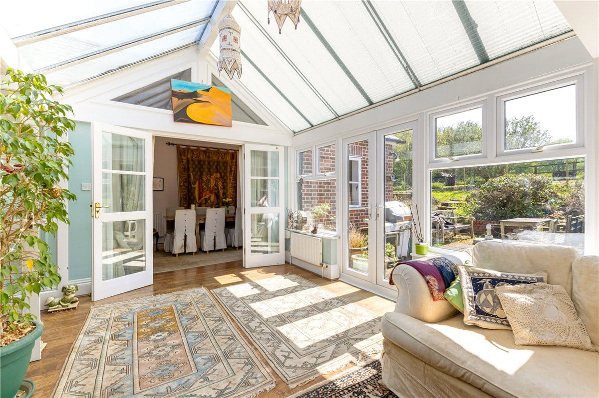 5 bedroom house, High Street, Manton SN8 - Available