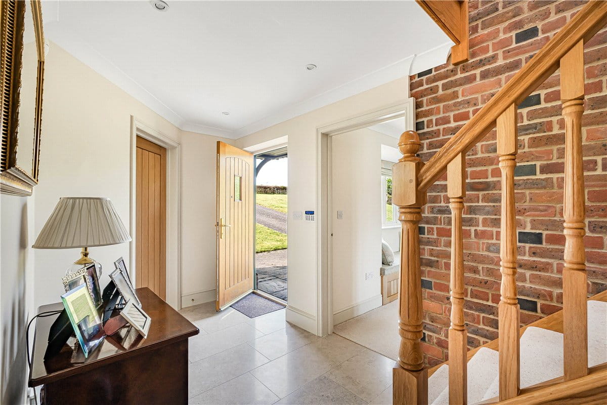 4 bedroom house, Main Road, Cherhill SN11 - Available