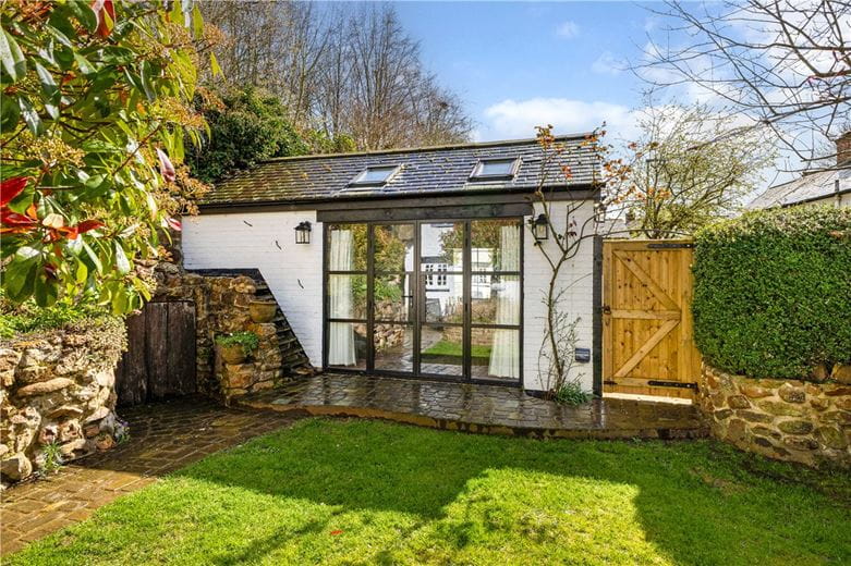 3 bedroom house, The Butts, Aldbourne SN8 - Available