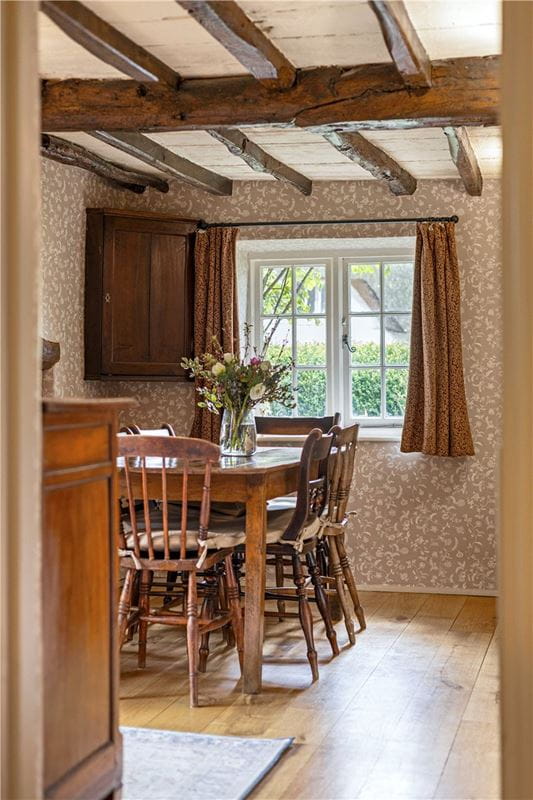 3 bedroom house, The Butts, Aldbourne SN8 - Available