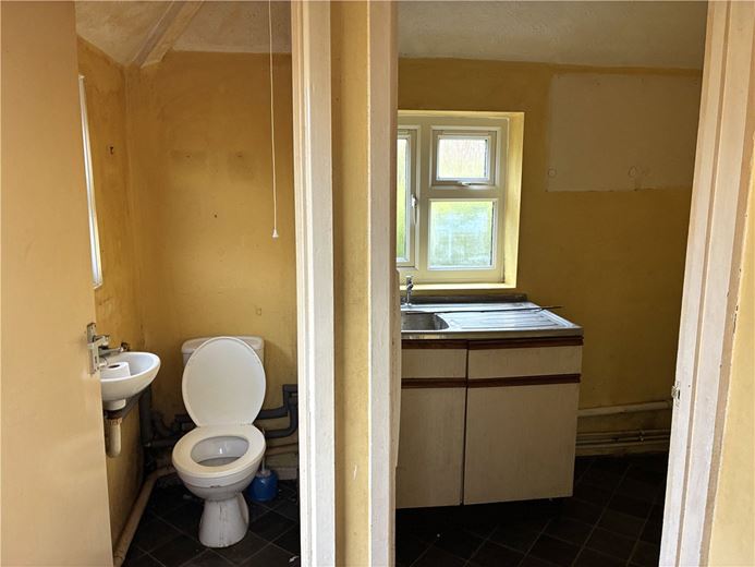 3 bedroom house, Severalls, Ham SN8 - Available