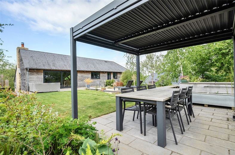 5 bedroom house, Studley Hill, Studley SN11 - Available
