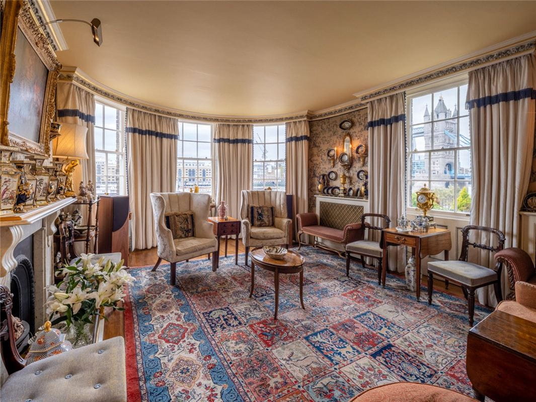 4 bedroom house, St Katharine By The Tower, London E1W - Available