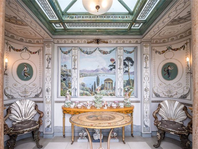 4 bedroom house, St Katharine By The Tower, London E1W - Available