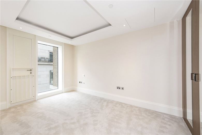 1 bedroom flat, Strand, Mayfair WC2R - Available