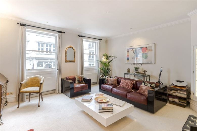 2 bedroom maisonette, Lancashire Court, London W1S - Available