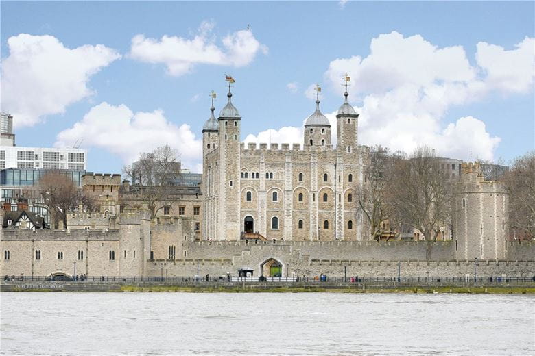 1 bedroom , Crown Square, London SE1 - Available