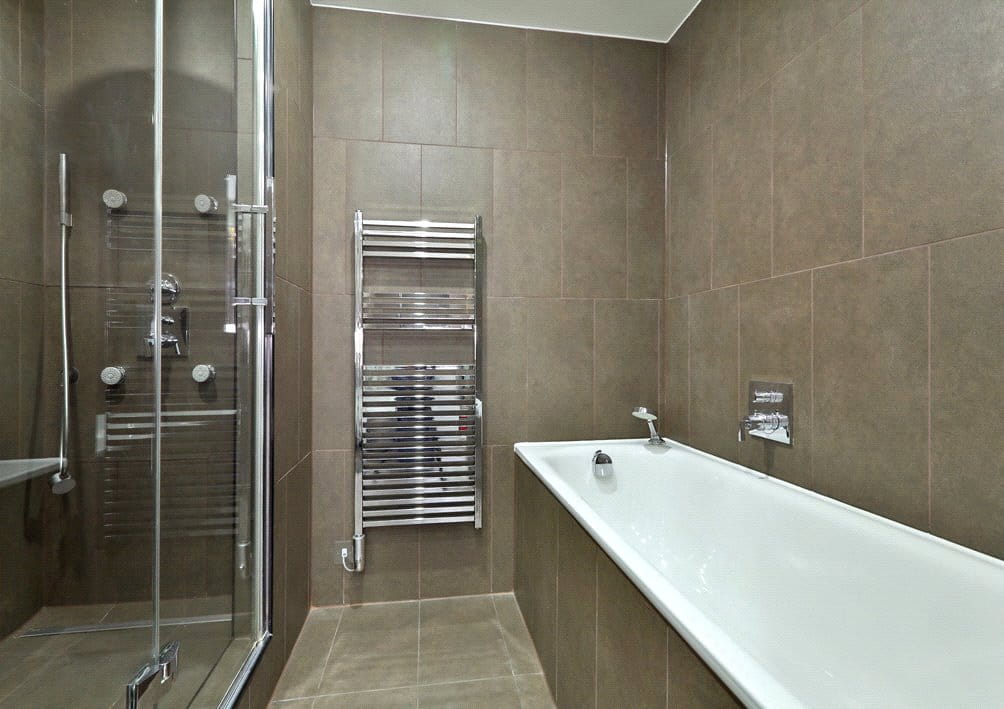 3 bedroom flat, Bolsover Street, Fitzrovia W1W - Available