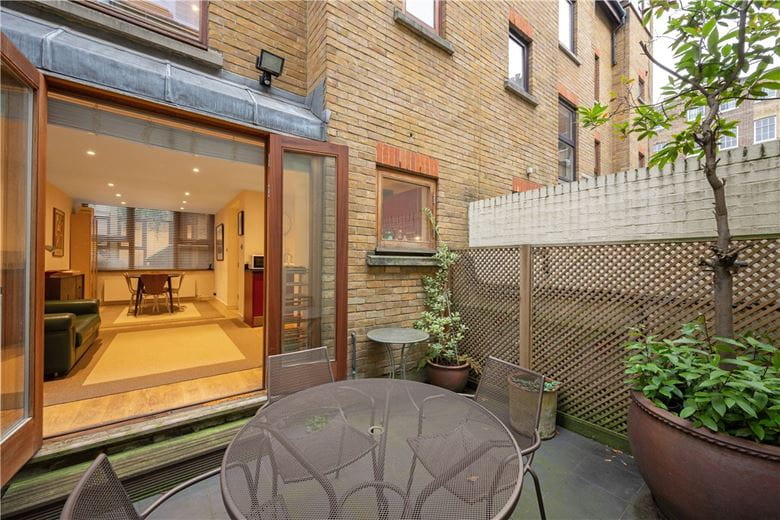 3 bedroom house, Aldburgh Mews, Marylebone W1U - Sold