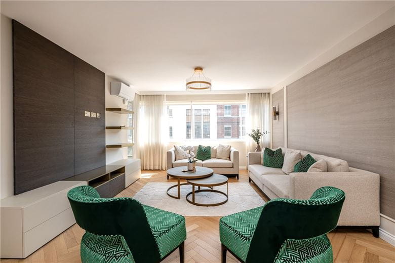 3 bedroom flat, George Street, London W1U - Available