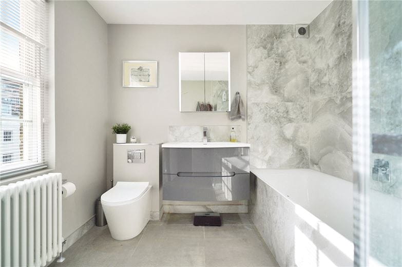 3 bedroom flat, Balcombe Street, Marylebone NW1 - Available