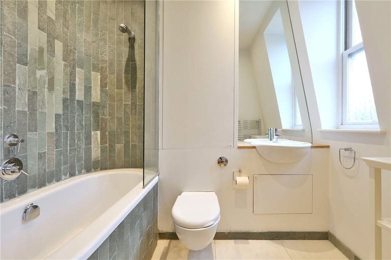 2 bedroom flat, New Cavendish Street, London W1G - Sold