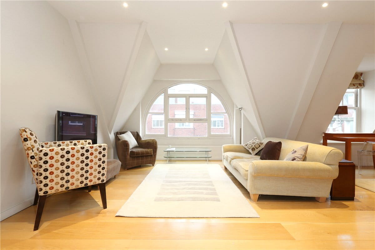 2 bedroom flat, New Cavendish Street, London W1G - Sold