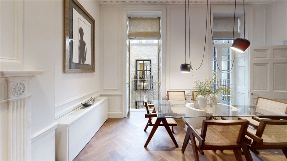 4 bedroom flat, Devonshire Place, Marylebone W1G - Available