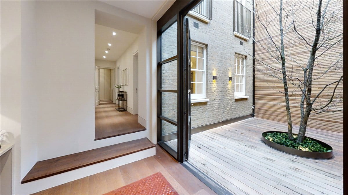 4 bedroom flat, Devonshire Place, Marylebone W1G - Available