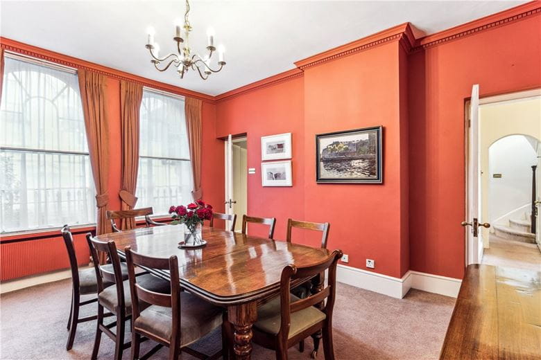 3 bedroom house, Albany Street, London NW1 - Available