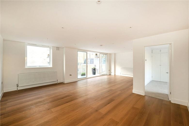 3 bedroom flat, William Mews, Belgravia SW1X - Available