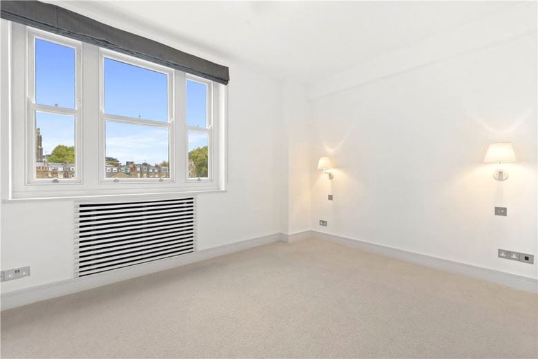 2 bedroom flat, Lowndes Square, Belgravia SW1X - Let Agreed