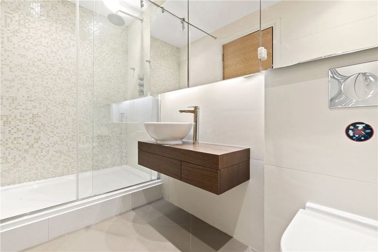 2 bedroom flat, Lowndes Square, Belgravia SW1X - Let Agreed