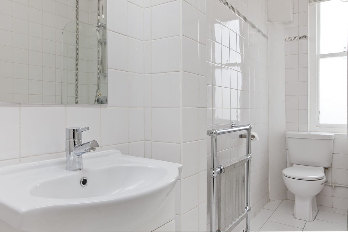 1 bedroom flat, Hill Street, Mayfair W1J - Available