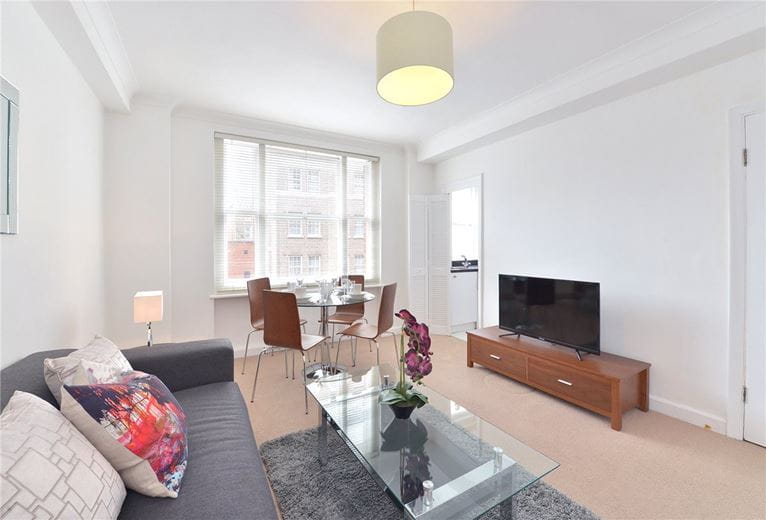 1 bedroom flat, Hill Street, Mayfair W1J - Available