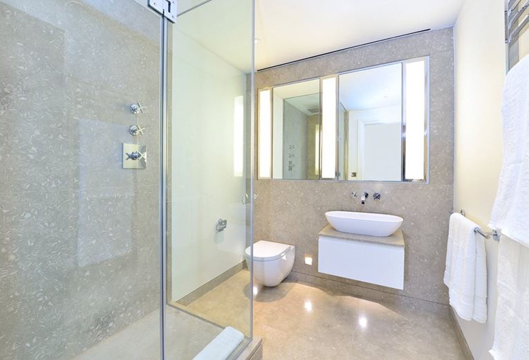 2 bedroom flat, Duke Street, Mayfair W1K - Available