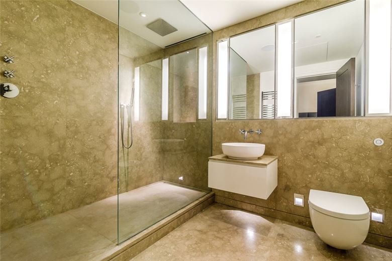 3 bedroom flat, Duke Street, Mayfair W1K - Available