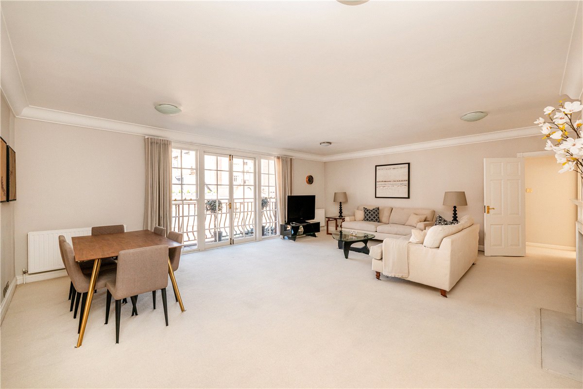 2 bedroom flat, Reeves Mews, Mayfair W1K - Available