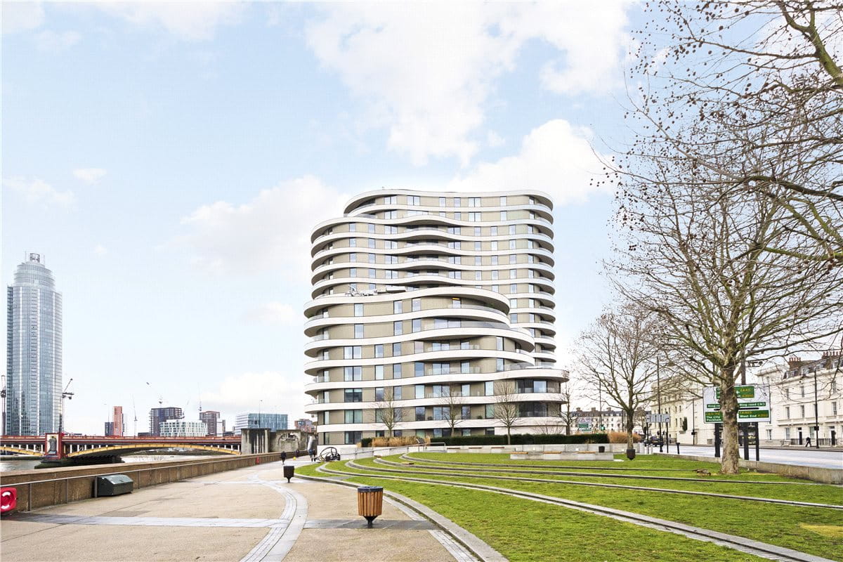 2 bedroom flat, Millbank, Westminster SW1P - Available