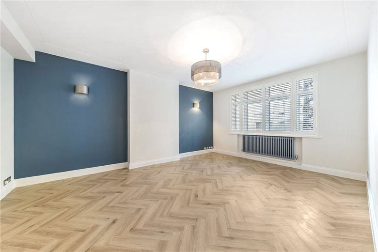1 bedroom , Richmond Court, 200 Sloane Street SW1X - Available