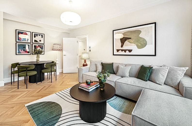 1 bedroom flat, Sloane Street, Belgravia SW1X - Available