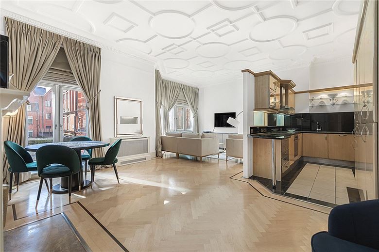 1 bedroom flat, Carlos Place, Mayfair W1K - Available