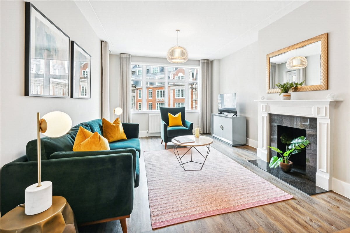 1 bedroom , Richmond Court, 200 Sloane Street SW1X - Available