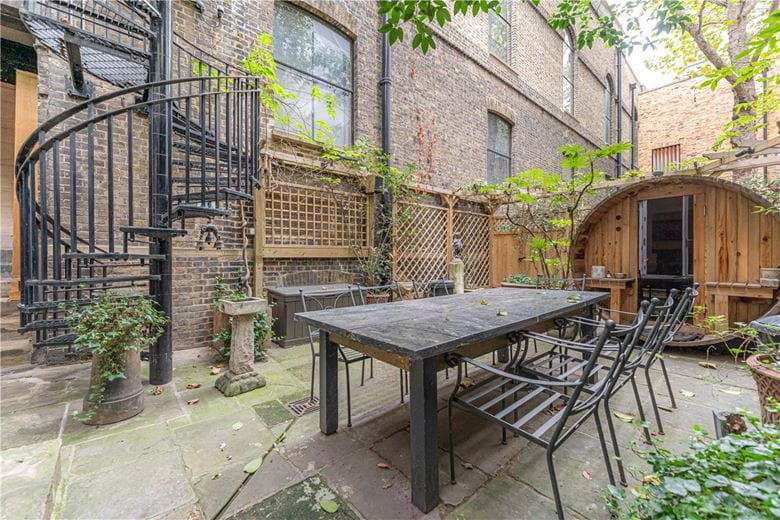 3 bedroom house, North Audley Street, London W1K - Available