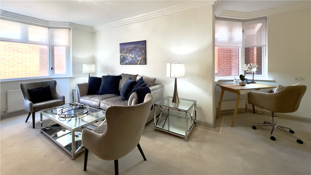 2 bedroom flat, Bourdon Street, Mayfair W1K - Available