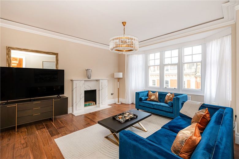 4 bedroom flat, Duke Street, Mayfair W1K