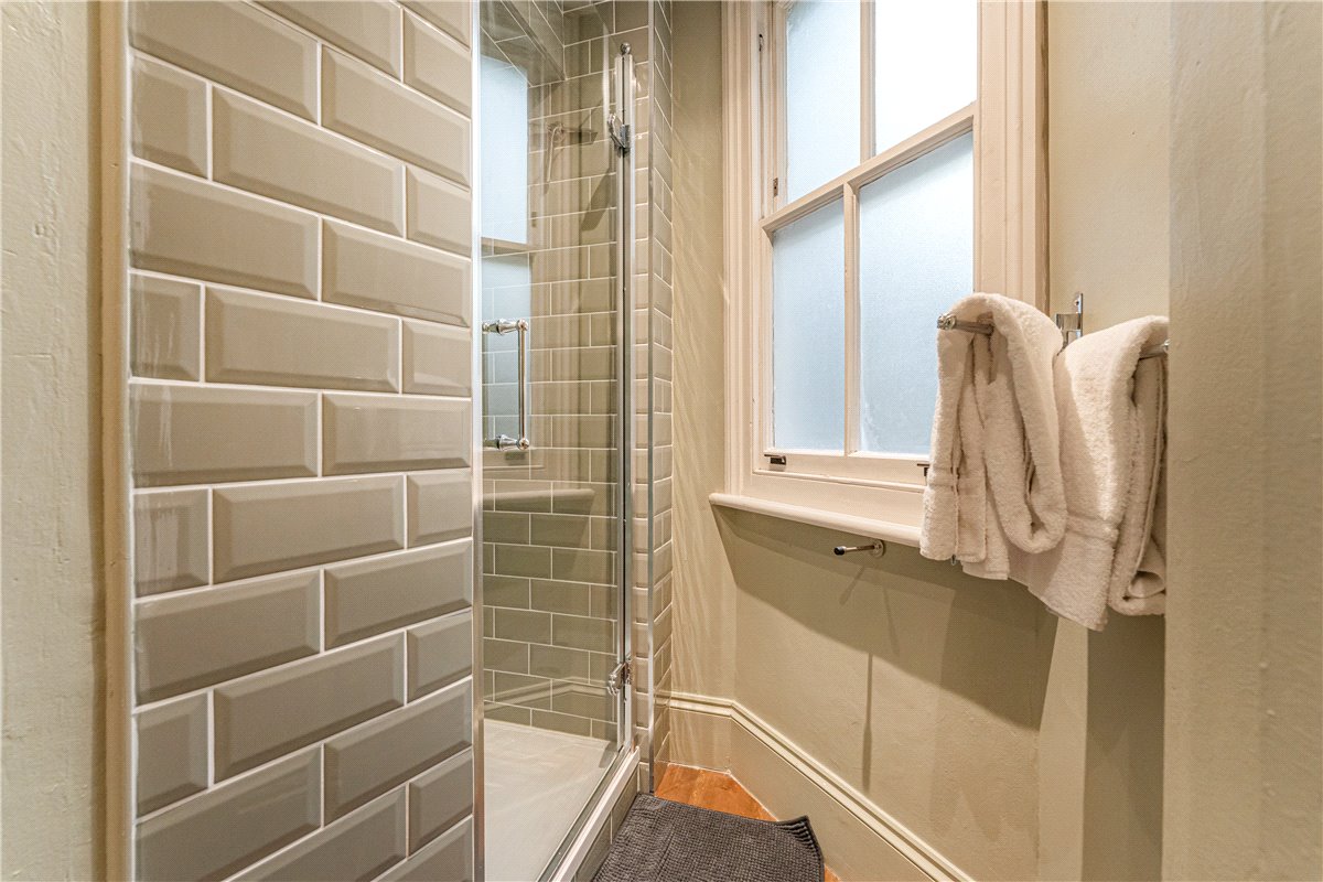 4 bedroom house, North Audley Street, Mayfair W1K - Available